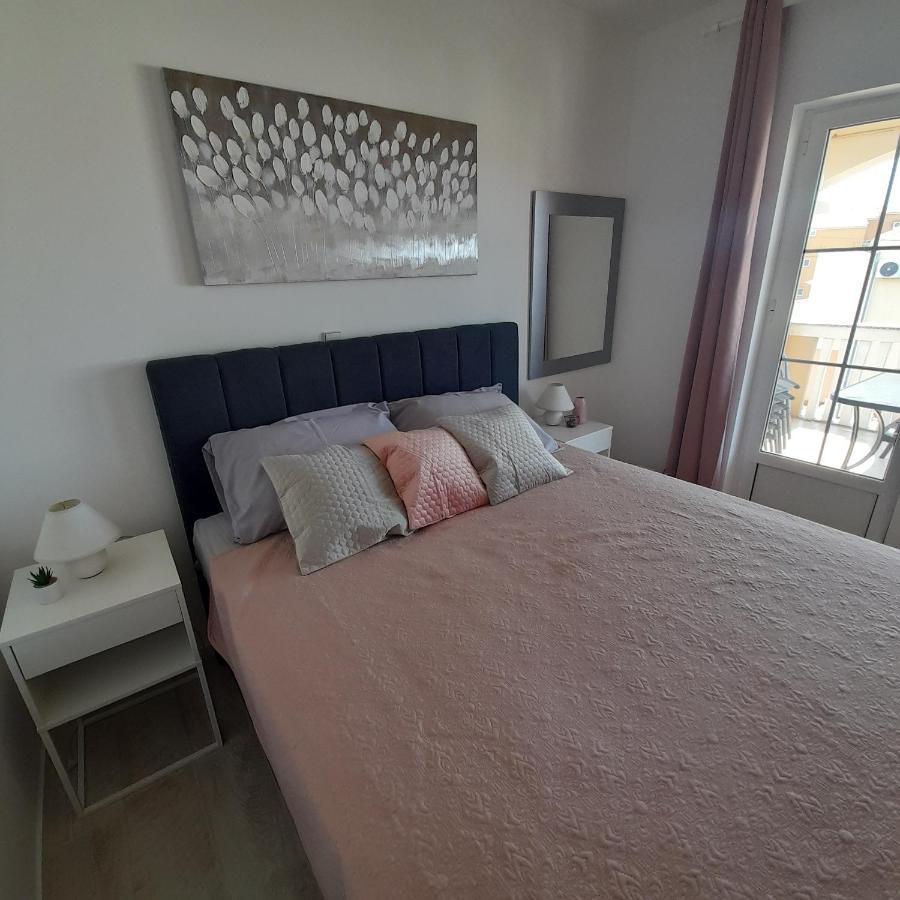 Apartments Filipovic Biograd Na Moru Exterior foto