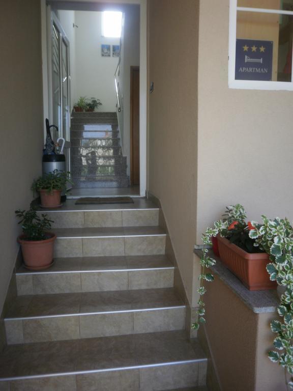 Apartments Filipovic Biograd Na Moru Exterior foto